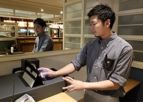 東京都港区 O社様(飲食店) EasyPOS導入事例(タブレット)